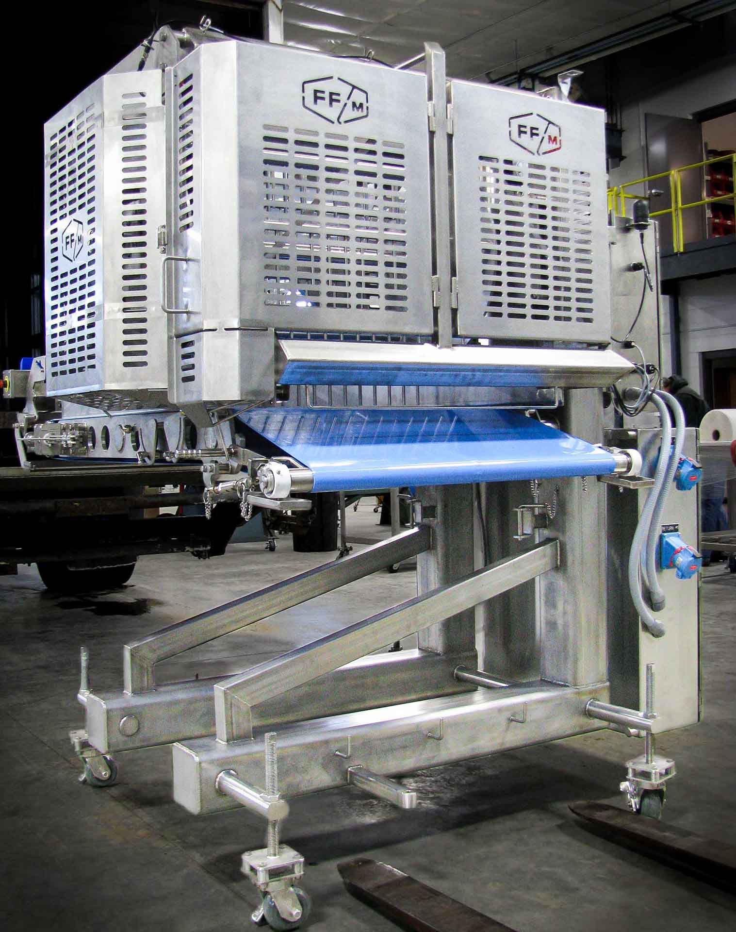 e. FFM Website Image – Specialty Designed Equipment – 0809_CUSTOM-EQUIPMENT-2g