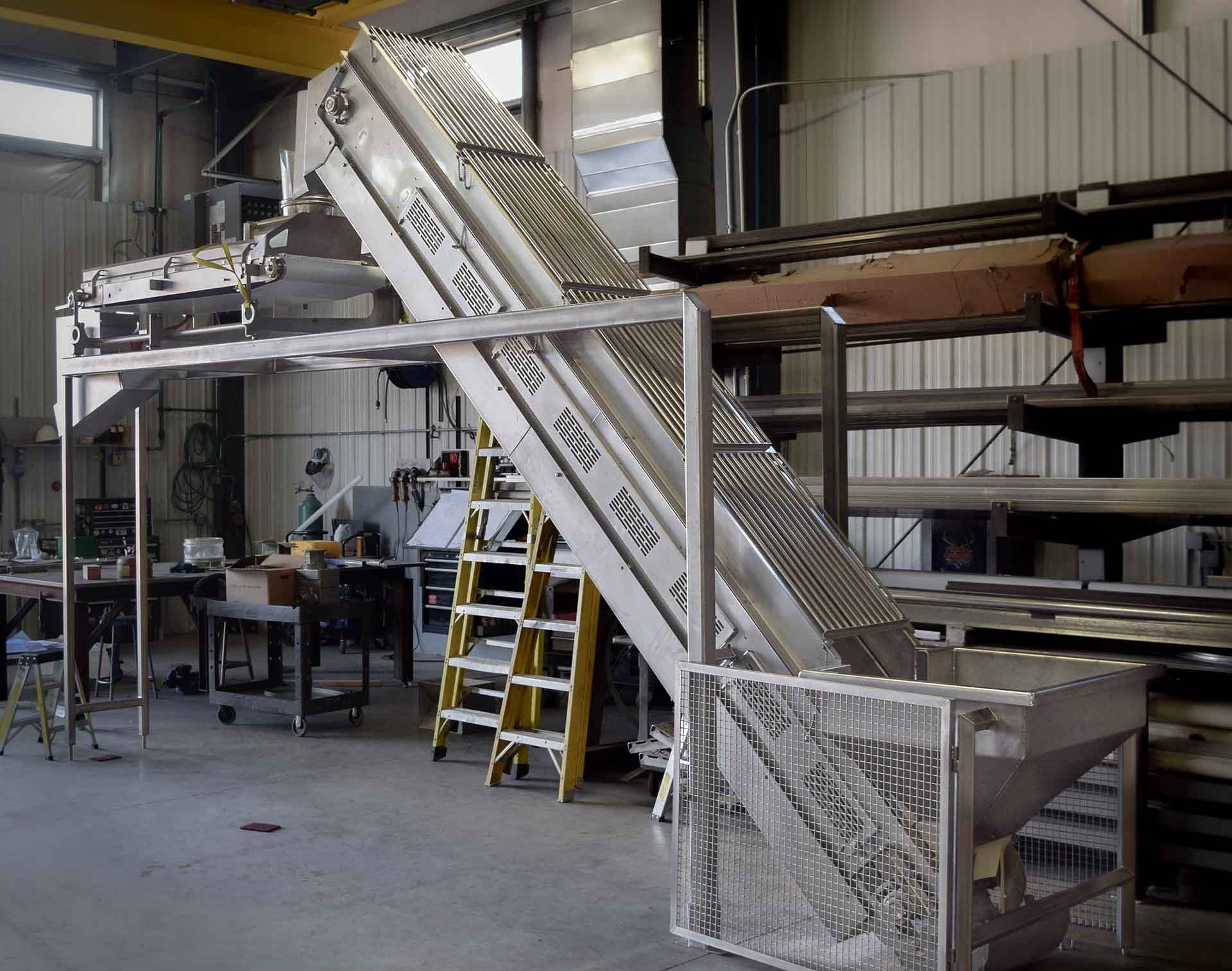 h. FFM Website Image – Specialty Designed Equipment – 0809_CUSTOM-EQUIPMENT-6g