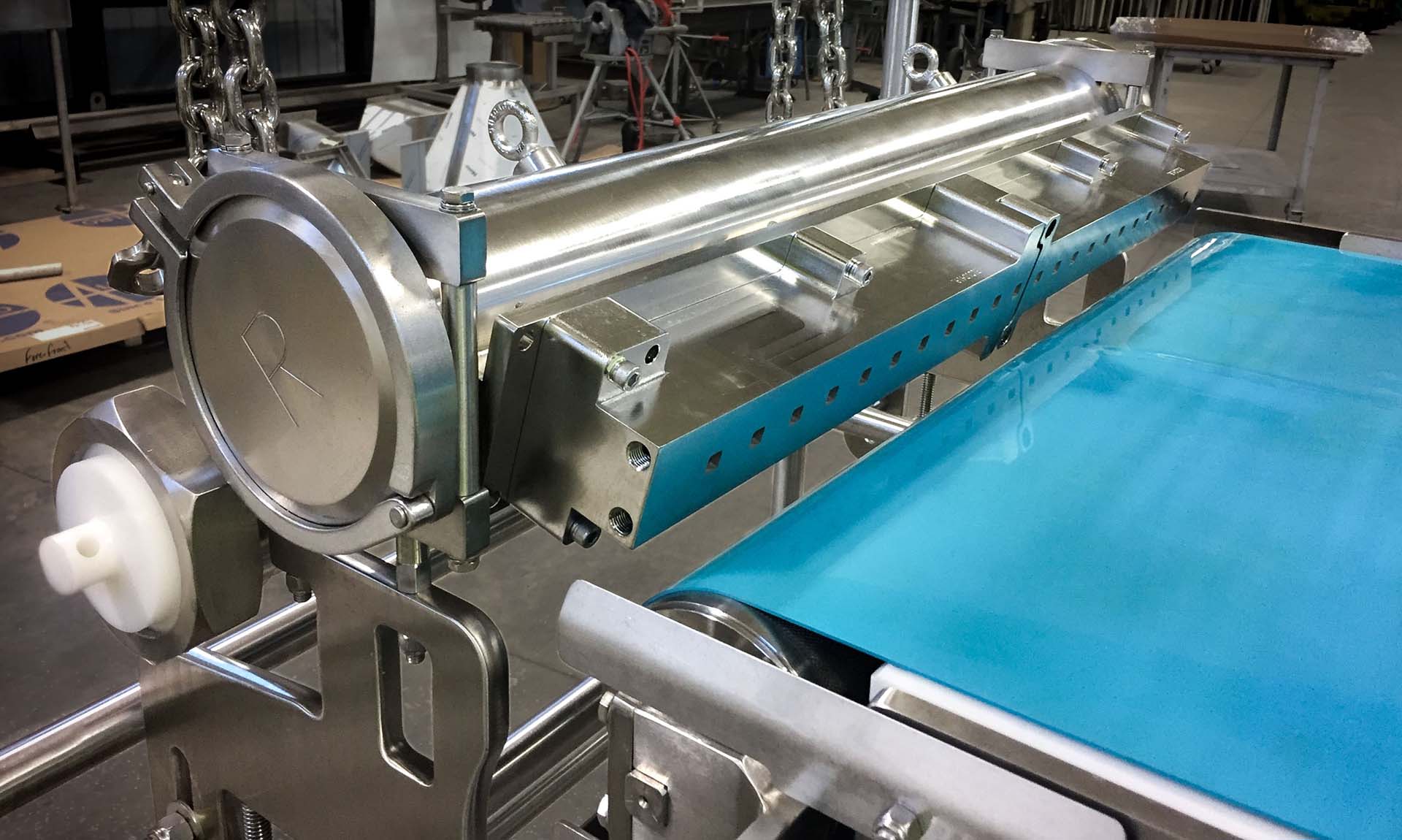 l. FFM Website Image – Specialty Designed Equipment – 1021-EXTRUDER1g